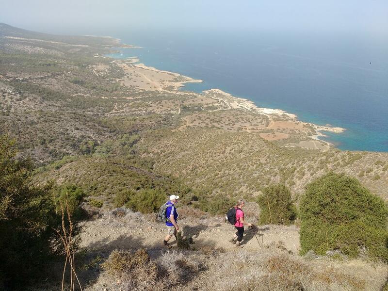 Walkers descending Moutti tis Sotiras peak
